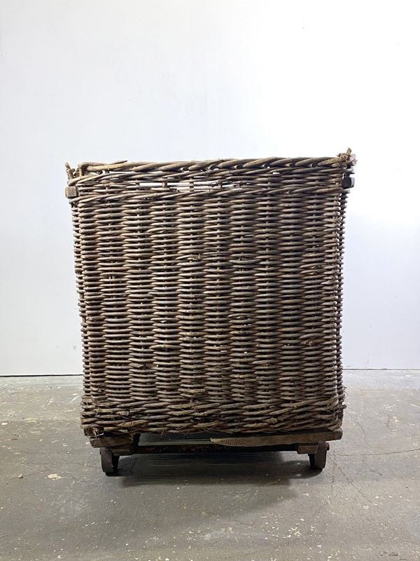 19Th Century Mill Laundry Basket On Wheels-decorative-antiques-by-hamish-webster-img-9573-main-638306695638636786.jpg