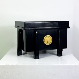 Vintage Japanese Black Lacquered St...