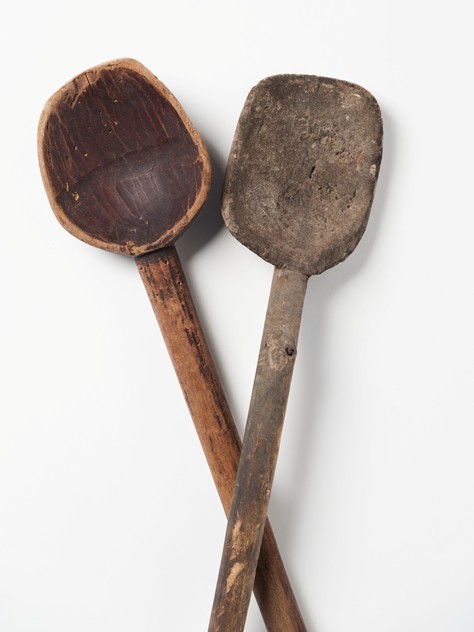 Antique 18th century primitive wooden spoons -decorative-antiques-uk-DADec16-18-4x3_main_636167875306022275.jpg