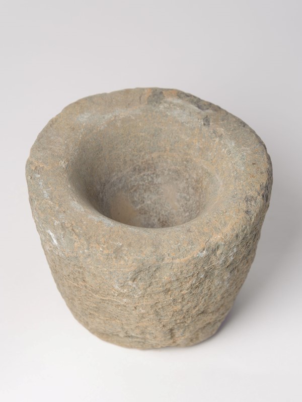 Antique French Stone Mortar-decorative-antiques-uk-daocr20-169-4x3-main-637388844566811066.jpg