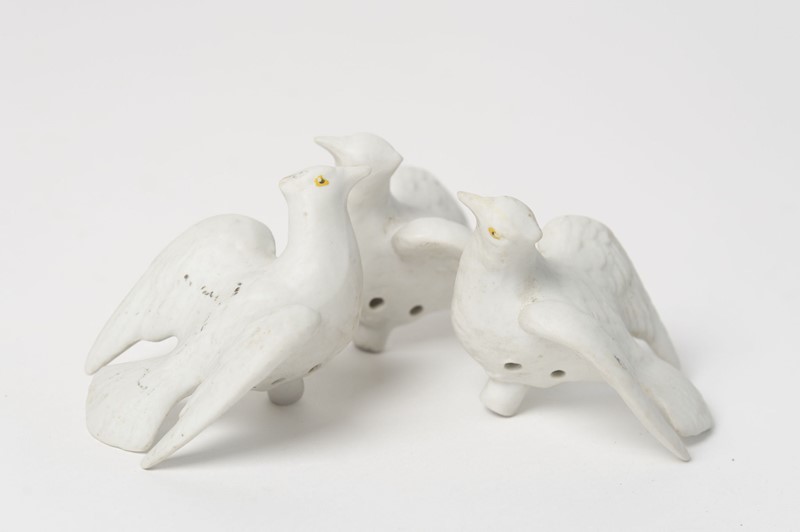Antique French Bisque porcelain doves-decorative-antiques-uk-dasept20-113-main-637353510862009125.jpg