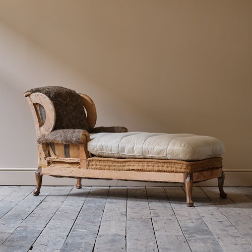 19Th Century Howard Style Country House Daybed