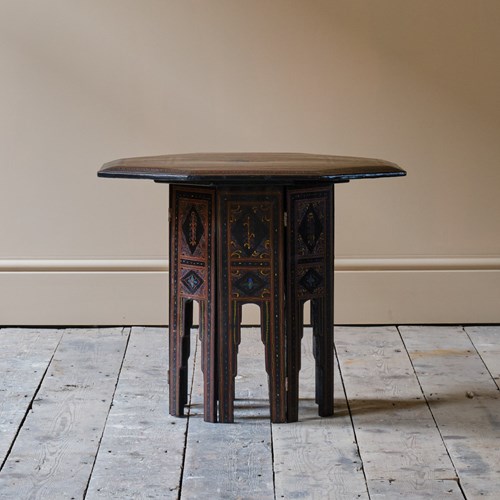 Early 20Th Century Black Lacquered Side Table
