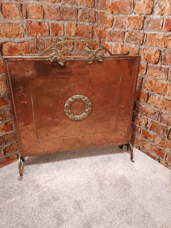 Art nouveau copper fire guard-dick-liddy-antiques-1633556032044482386143494778575-main-637691565105205908.jpg