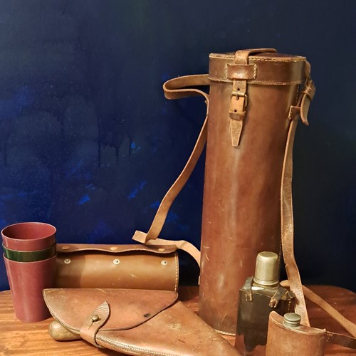 Collection of WW1 Officers leather items