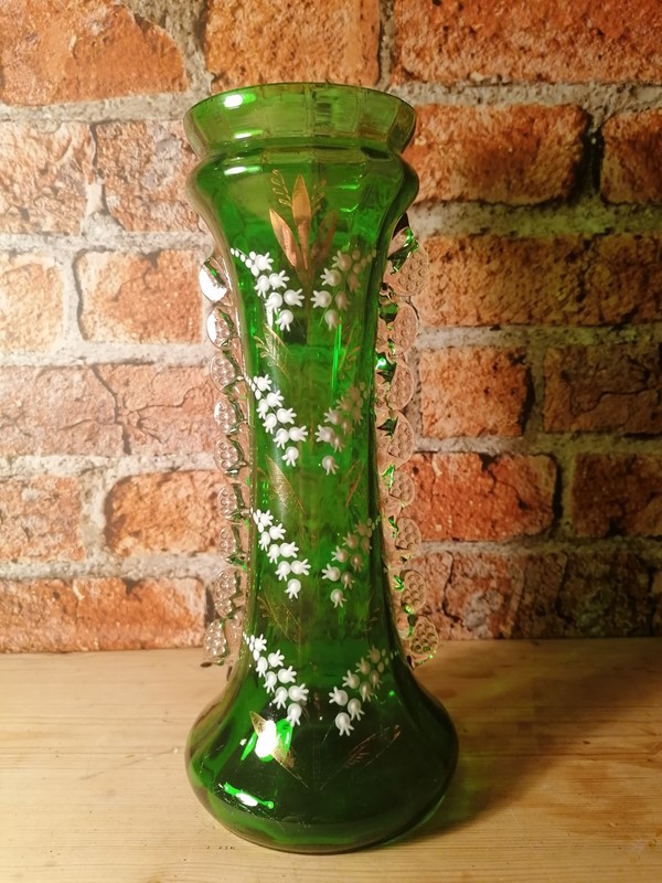 Beautiful emerald glass Victorian vase -dick-liddy-antiques-img-20220216-230738-main-637806510926850799.jpg