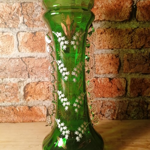 Beautiful emerald glass Victorian vase 