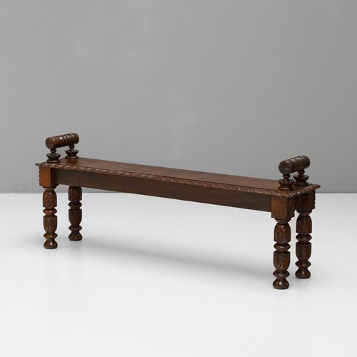 Oak Hall Bench