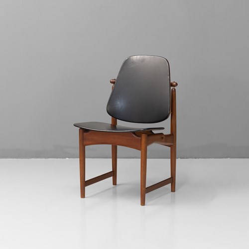 Danish Chair By Arne Vodder