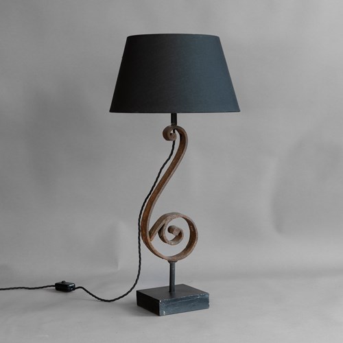 "Quaver" Lamp