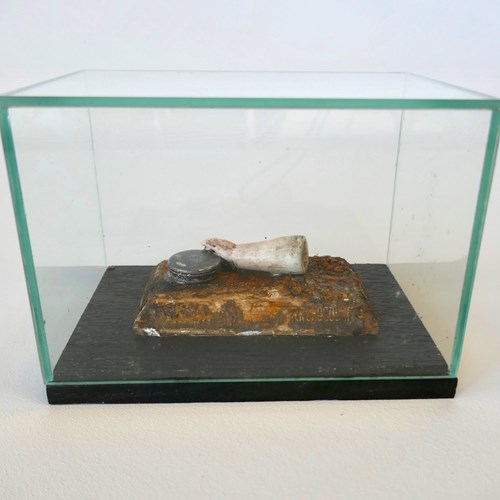  Glass Box Diorama "Lifting The Lid" 