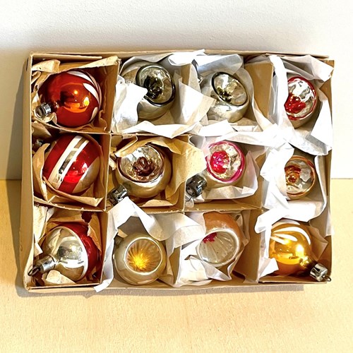 12 Vintage Christmas Tree Decorations