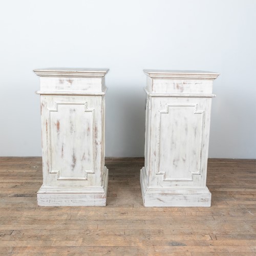 Hardwood whitewashed wooden plinths