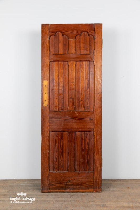 Victorian Gothic Pitch Pine Door-english-salvage-b4750-lowres-2-main-638156133977565965.JPG