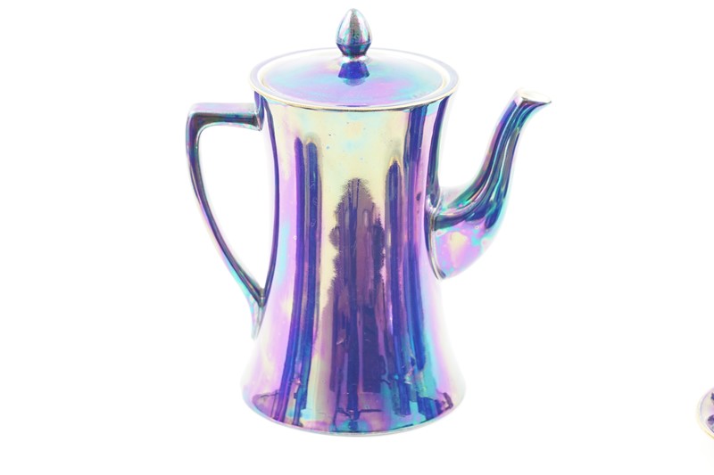 Carlton ware purple lustre 15 piece coffee set -epilogue-one-antiques-dsc02266-main-638028537199115815.JPG