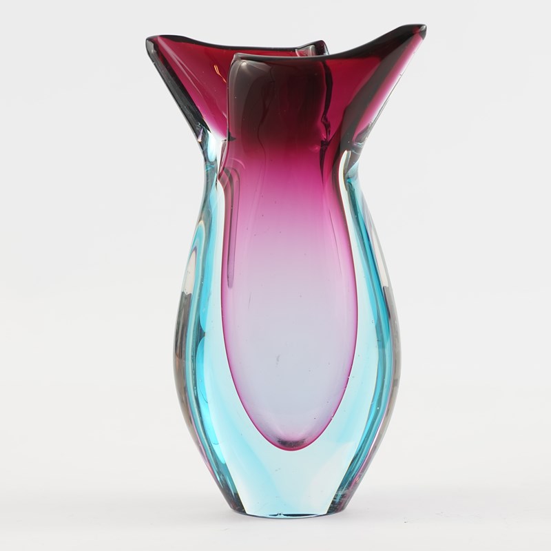 Murano Sommerso Vase-epilogue-one-antiques-purple3-main-638139683822482495.jpg