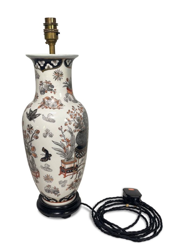 Chinese vase lamp-fontaine-decorative-3-fon4946-c-webready-main-637878856583162308.jpeg