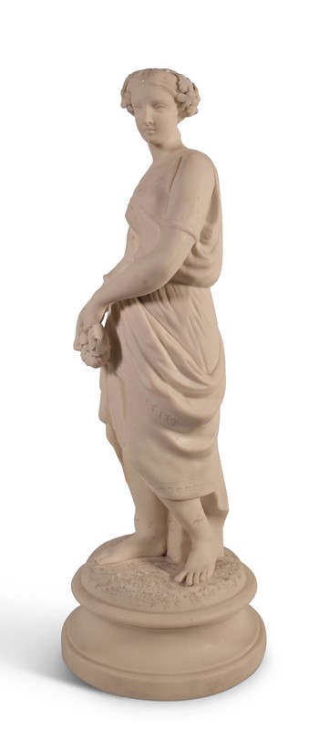 Parian Classical Woman-fontaine-decorative-fon3962-b-webready-main-637503855953353075.jpg