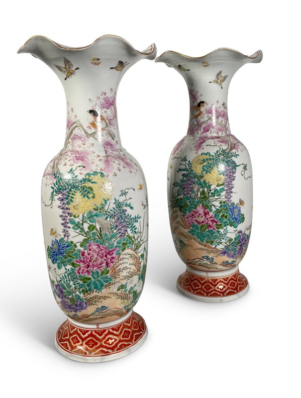 Pair Of Kutani Vases-fontaine-decorative-fon4139-c-webready-main-637580864711637830.jpg