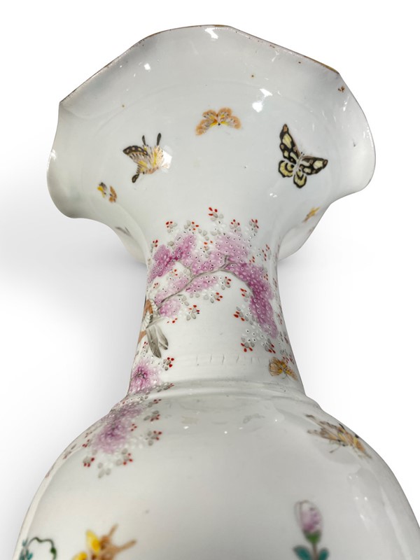 Pair Of Kutani Vases-fontaine-decorative-fon4139-f-webready-main-637580864723044283.jpg