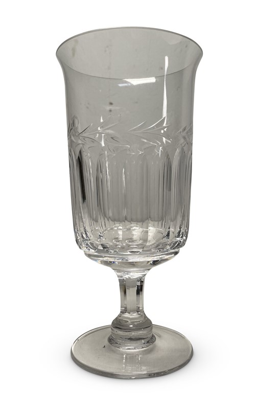 Cut Glass Celery Vase-fontaine-decorative-fon5220-a-webready-main-637958313933645804.jpg