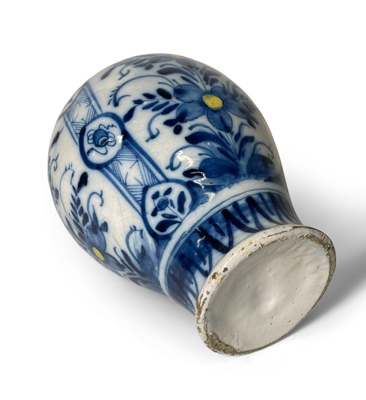 Blue And White Delft Vase-fontaine-decorative-fon5506-d-webready-main-638103123011087060.jpg