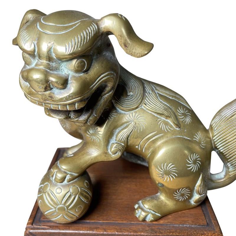 Brass Cast Foo Dog Mounted On A Hardwood Stand-fontaine-decorative-fon5890-f-webready-main-638302760486716857.jpg