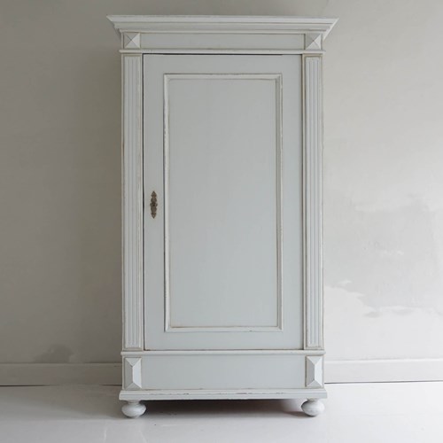 Continental Painted Wardrobe (Knockdown)