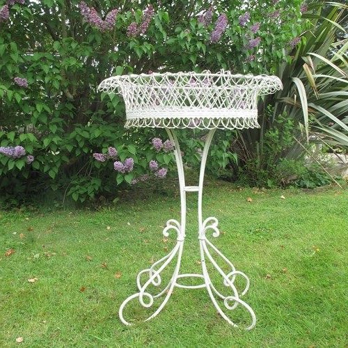 Wire Framed Garden Jardinere Stand