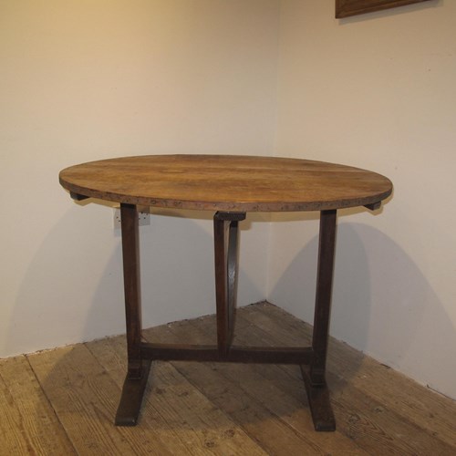 Antique Vendage Table No2