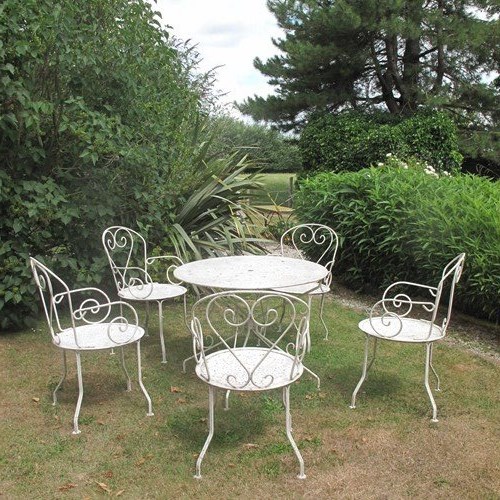 Top Quality Garden Table And Chairs