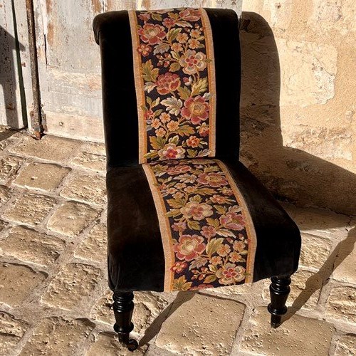 Napoleon 111 Slipper Chair