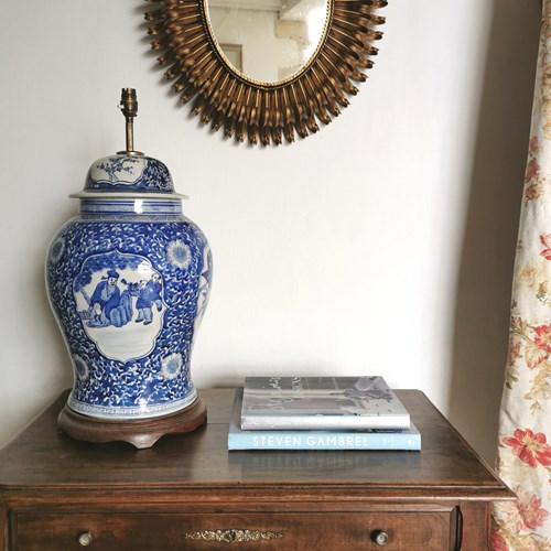 Blue And White Ceramic Lamp 