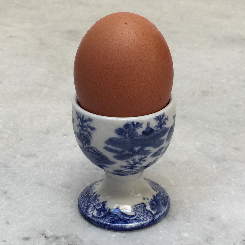 Willow Pattern Egg Cup-general-store-no-2-1-main-637521089861240431.JPG