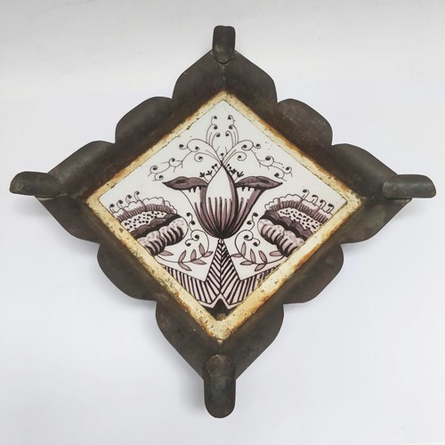 Manganese Delft Tile Trivet