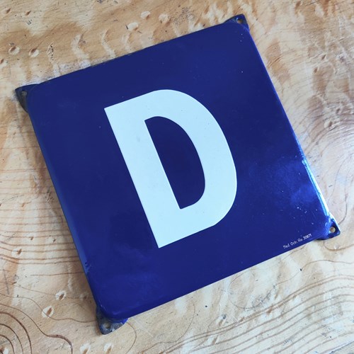 Enamel 'D'