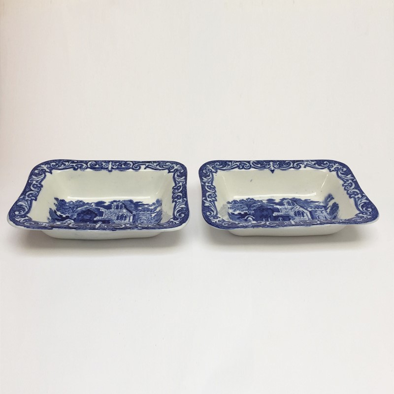 A pair of shredded wheat dishes-general-store-no-2-3-main-637235134562280846.JPG