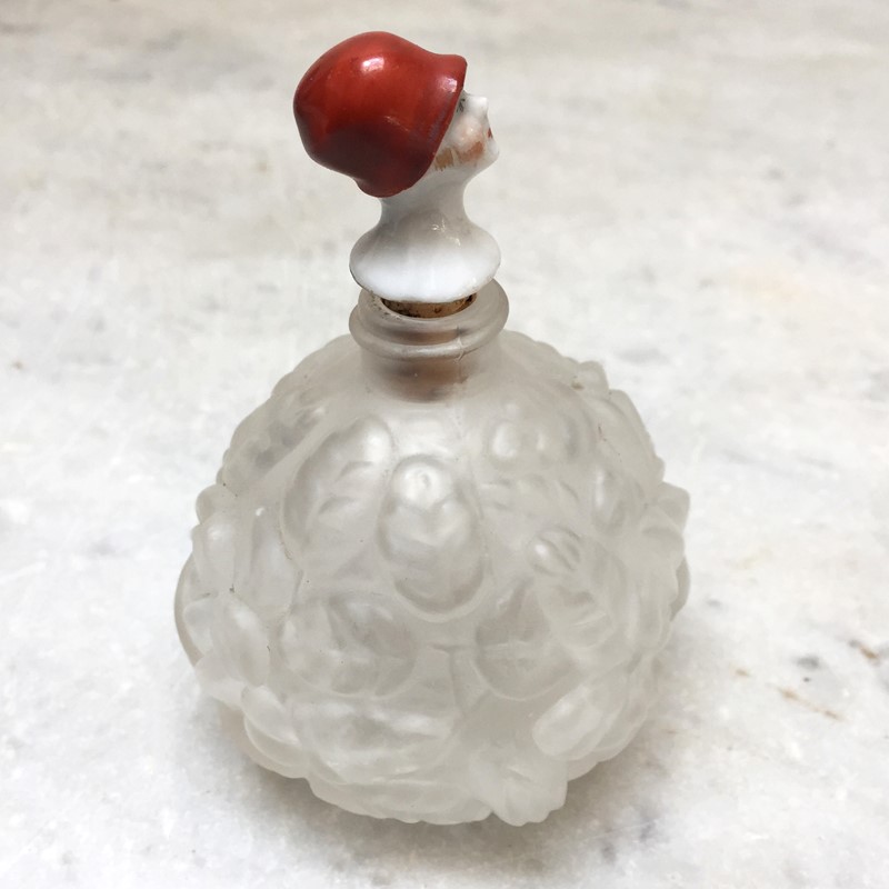 Fabulous French Art Deco Perfume Bottle-general-store-no-2-4-main-637617067069120685.JPG