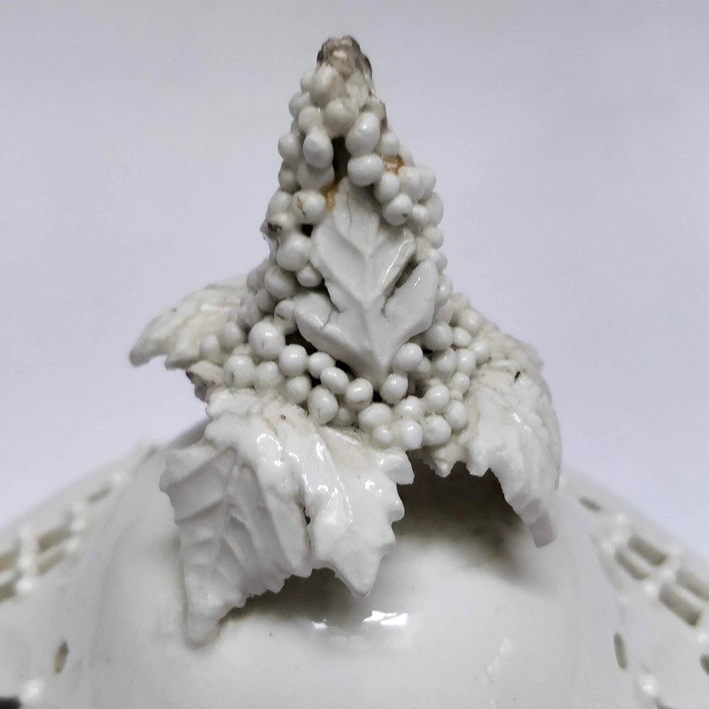 Covered White Stoneware Vase-general-store-no-2-5a-main-636883205316854452.jpg