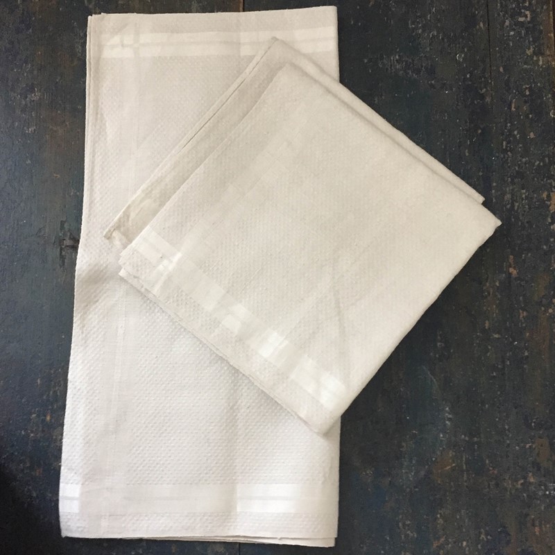 3 continental natural woven linen kitchen towels-general-store-no-2-7-main-637253299311248524.JPG