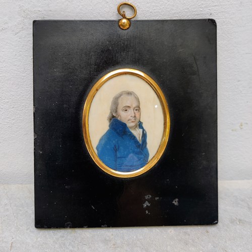 Early C19th Portrait Miniature Of A Gentleman 