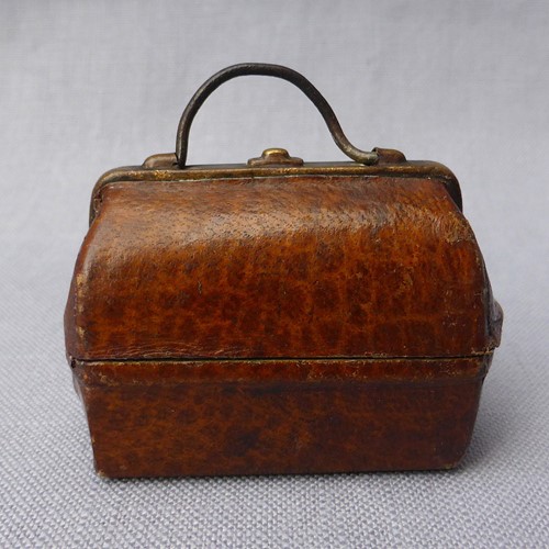 Miniature Gladstone Bag Inkwell
