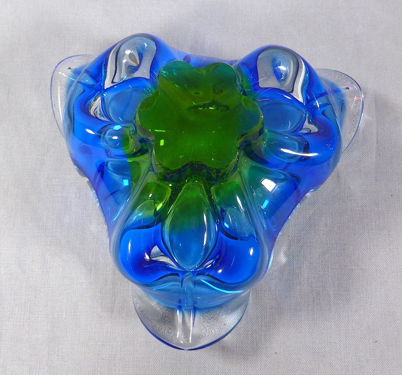 Czech Chřibská art glass bowl by Josef Hospodska-ginger-tom-s-curious-eclectic-ce695g-main-637933132294632286.JPG