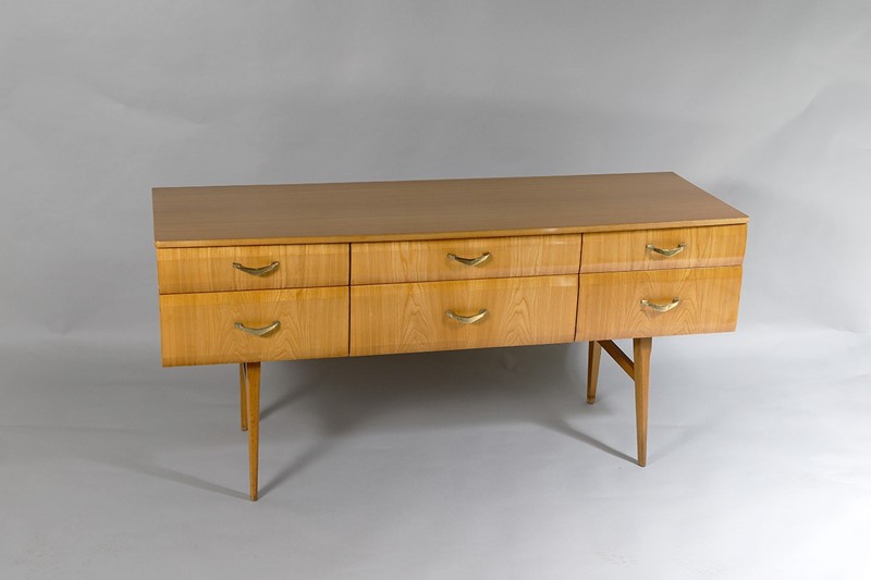 High gloss maple credenza sideboard-greencore-design-1960s-mid-century-modern-high-gloss-maple-sideboard-console-unit-1-main-637949809392750521.jpg