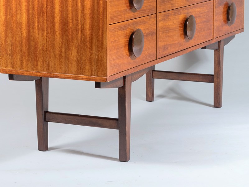 A Stylish 1960S Mid Century Button Handled Teak Sideboard | 6 Drawer Credenza-greencore-design-1960s-mid-century-modern-teak-6-drawer-sideboard-credenza-11-main-638359023416594187.jpg