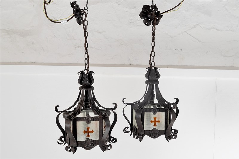 Pair of glazed aesthetic hall pendant lanterns-greencore-design-19th-century-gothic-revival-glazed-hall-lanterns-2-main-637624582776546866.jpg