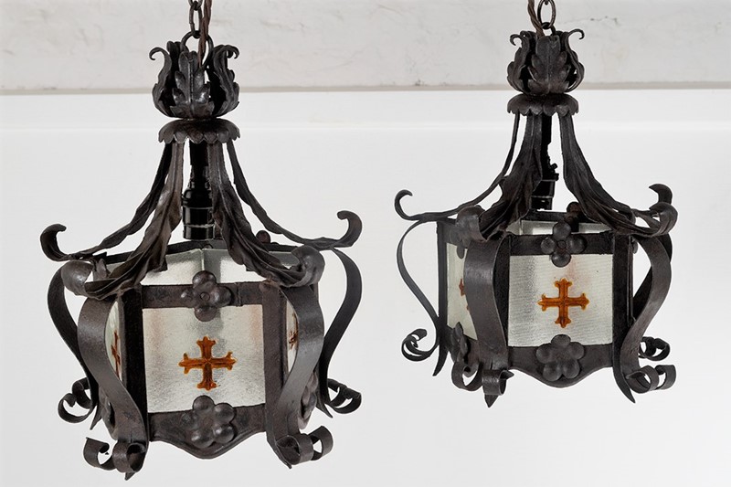 Pair of glazed aesthetic hall pendant lanterns-greencore-design-19th-century-gothic-revival-glazed-hall-lanterns-3-main-637624581801551242.jpg