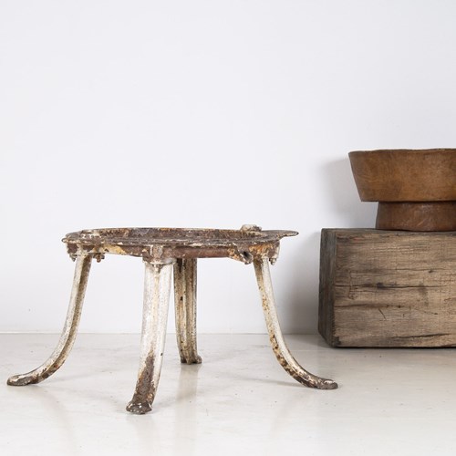 19Th Century Victorian Cast Iron Garden Side Table Or Pot Stand