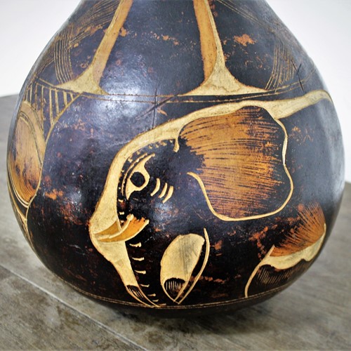 Huge nut shell with Elephant Carving