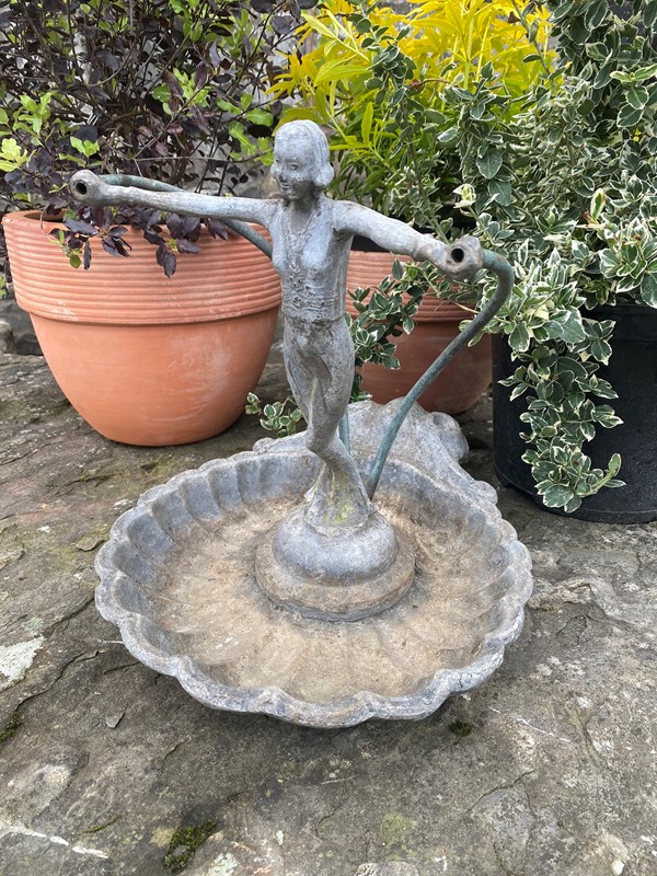 English antique lead figural fountainhead-greencore-design-antique-cast-lead-figural-fountainhead-garden-ornament-7-main-637889836488324298.JPEG